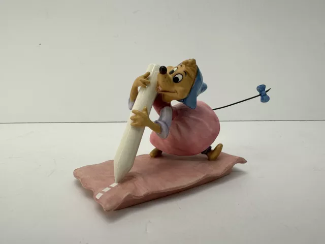 Walt Disney Classic Collection Cinderella Mouse Perla “No Time For Dilly-Dally!”