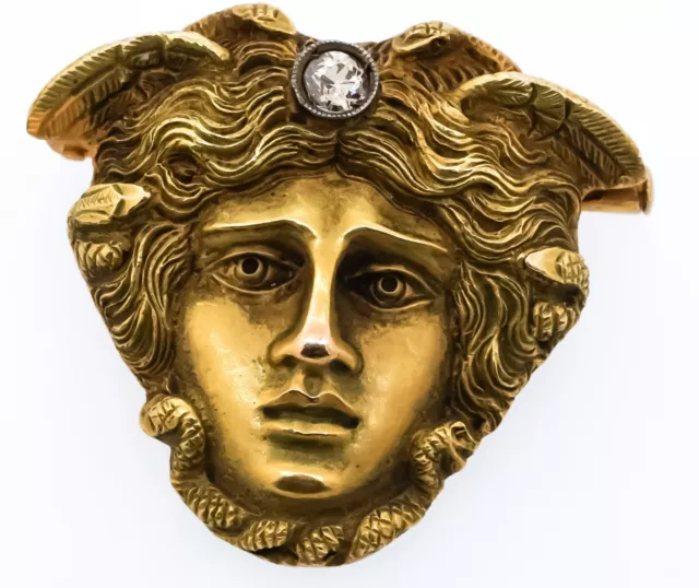 Heavy 18K yellow gold vintage 0.10CT diamond Medusa/ Perseus brooch 10.58 grams