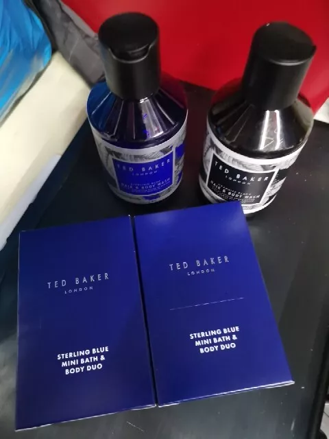 Ted Baker Graphit schwarz & blau Haar- und Körperwäsche sterlingblau Mini-Badekörper