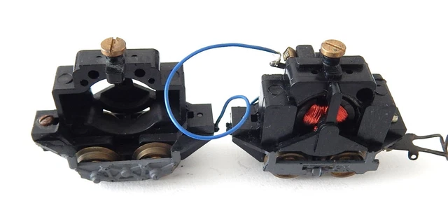 1 BLOC BOGIE CAPTEUR DE LOCOMOTIVE BB 67407