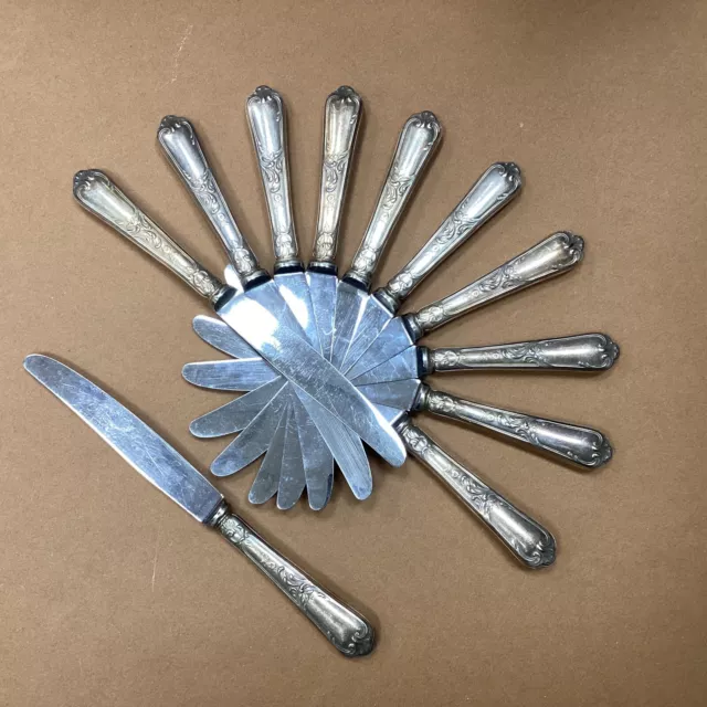 Lot 11 Couteaux Anciens En métal argenté ERCUIS 25,5 Centimètres