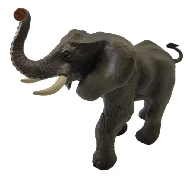 2003 Elephant Safari Ltd  Light Gray African Wildlife Hard Figure