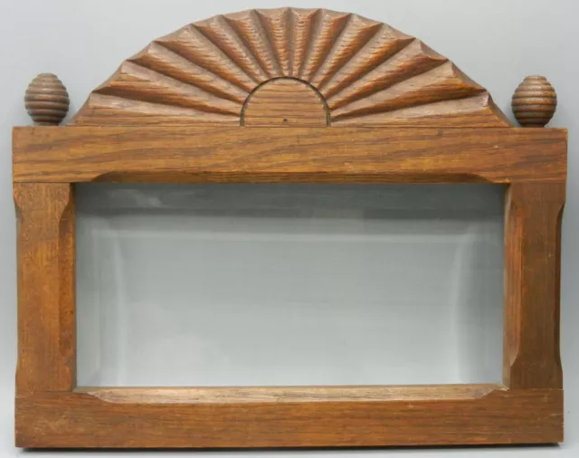 Lovely 19th C.Fancy Solid Oak Fan Decoration 9 x 12 Picture Frame Beveled Glass