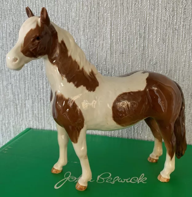 BESWICK HORSE THE PINTO PONY SKEWBALD GLOSS  FINISH MODEL No. 1373 PERFECT BOXED