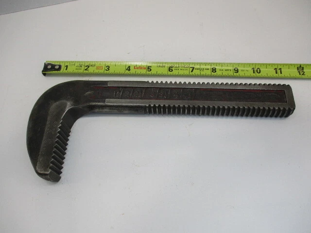 RIDGID Pipe Wrench Replacement Hook Jaw for a 36" Wrench, 1-1/2" - 4-1/2", VGC