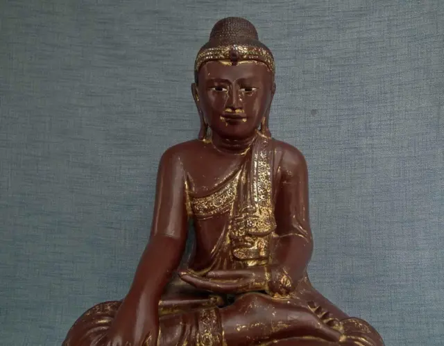 Large Antique Burmese Lacquered Gilded Wood Buddha Burma 19th Century Mandalay 2