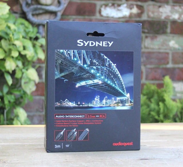 AUDIOQUEST SYDNEY INTERCONNECT Cable 3.5mm to RCA (3m) New open box RRP