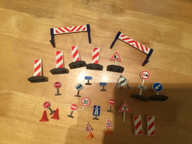 Lot Playmobil Ancien : 11 Panneaux De Signalisation + 1 Container DDE - Occasion Jouet Collection