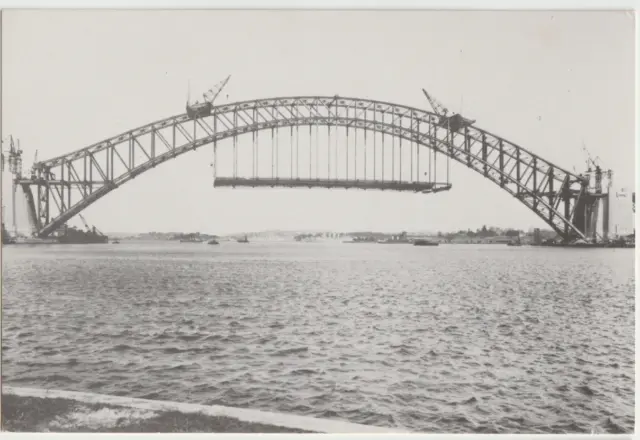 Australia NEW SOUTH WALES NSW Erecting deck 1930 Harbour Bridge SYDNEY postcard