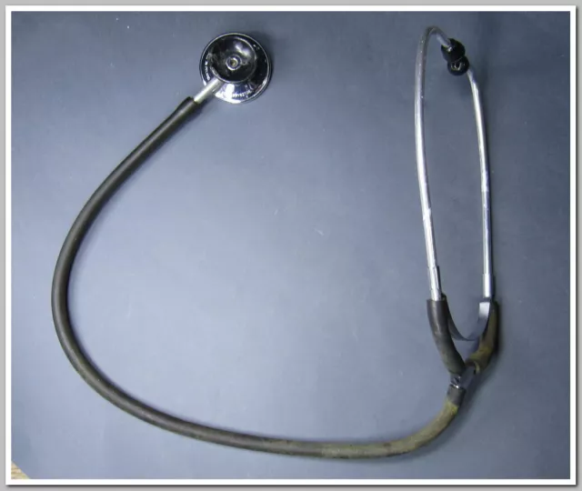 Vintage Old Medical Doctor Tool Classic Stethoscope #94231