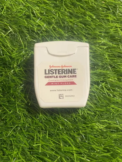 Suave cuidado de las encías Listerina cuerda HILO DENTAL como nuevo hilo dental Johnson y descontinuado
