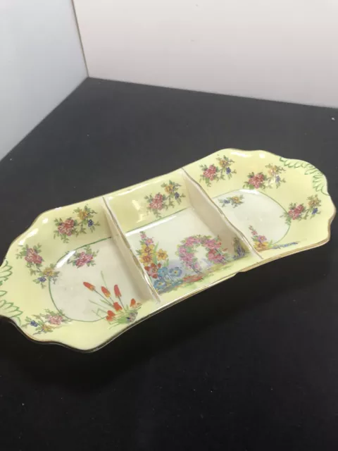 Vtg Royal WInton Grimwades Floral Garden 3 Part Relish Dish (chip) 1968