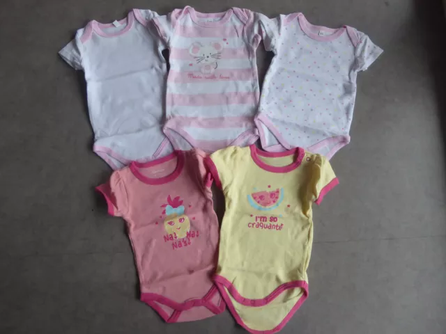 Lot 5 Bodies Manches Courtes Fille - Taille 6 Mois