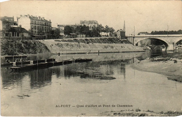 CPA Maisons Alfort Quai d'Alfort et Pont Charenton (1348737)