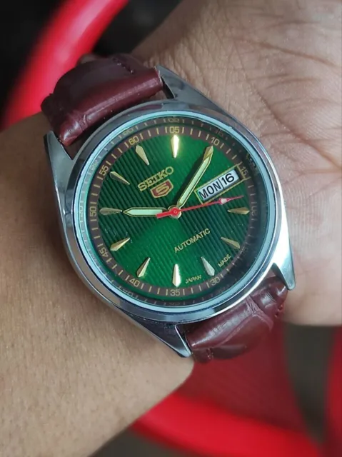 orologio da polso da uomo seiko 5 automatico vintage con quadrante verde...