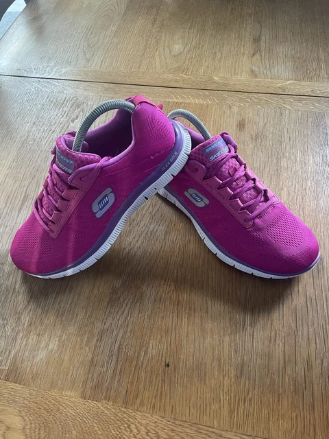 Skechers memory foam trainers size on sale 6