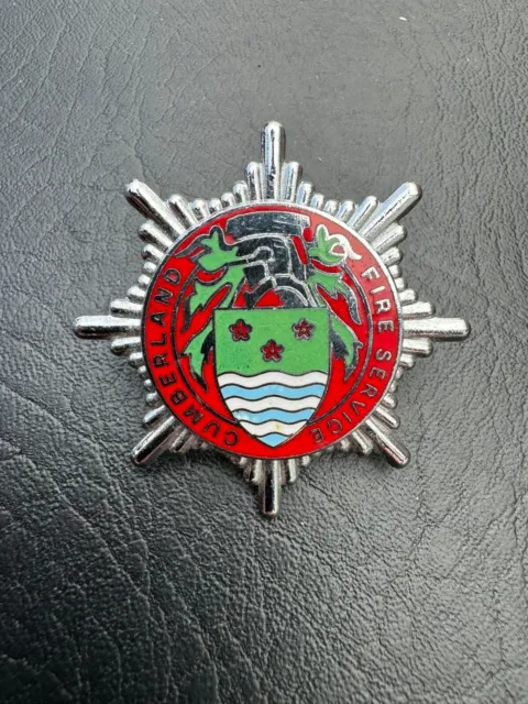 OBSOLETE Cumberland Fire Brigade Service Cumbria Enamel Cap Hat Uniform Badge