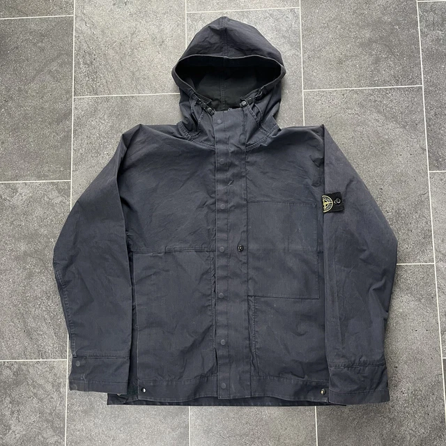 Stone island waterproof coat hotsell
