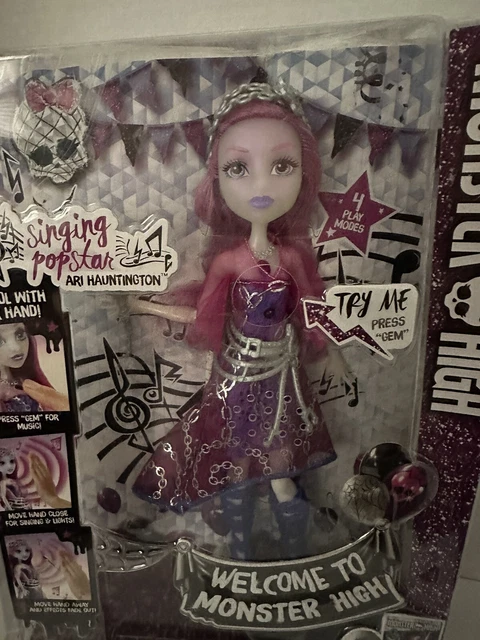 Monster High Welcome To Monster High Doll Ari Hauntington NRFB Needs Battery