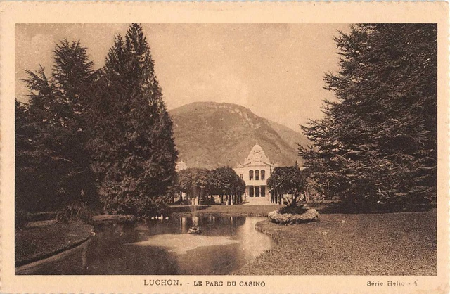 CPA 31 - LUCHON - le parc du casino