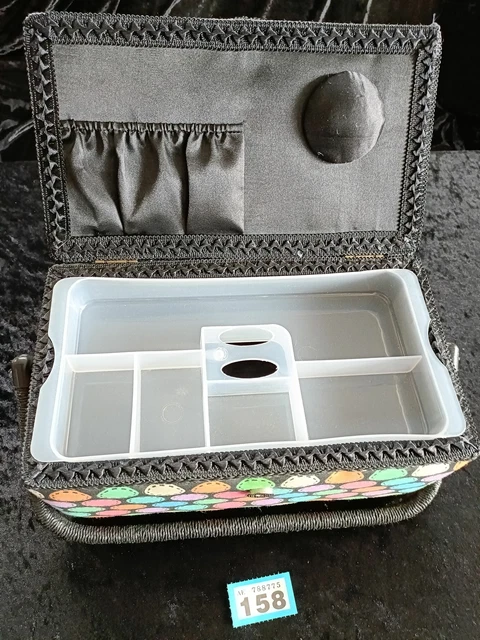 Venta: - Nueva Pretty costura, cesta artesanal hobby, caja de trozos y piezas
