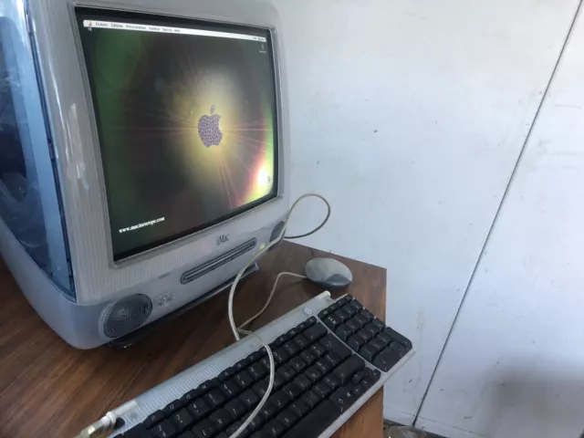 Apple imac G3 M5521 + clavier + souris Apple imac G3 M5521 + clavier + souris