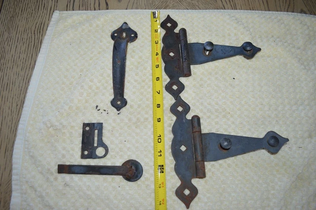 Set of Vintage Rustic Iron Barn Door Gate Hinges Straps Handle & Latch 8" X 7"