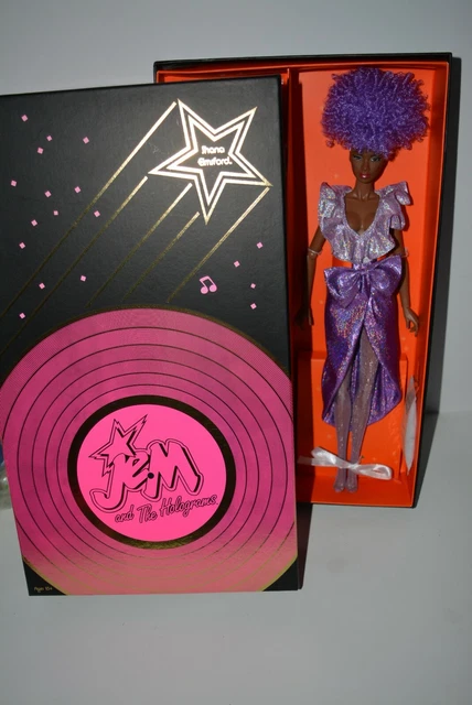 Poupée Jem & les Hologrammes Integrity Shana Elmsford Glitter'n Gold Hasbro C-10