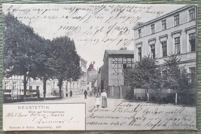 Ak Neustettin (Szczecinek). Blick in die Schlossstrasse. 1905. Westpommern