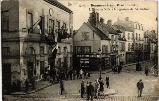 CPA BEAUMONT-sur-OISE - L'Hotel de Ville a la signature (519851)