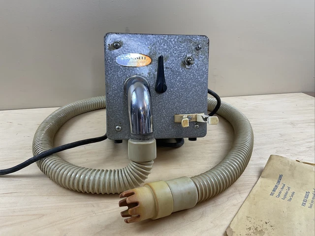 Martinett Barber's Valet Hair Vacuum and Dryer Vintage Model A 8911 MAATZ