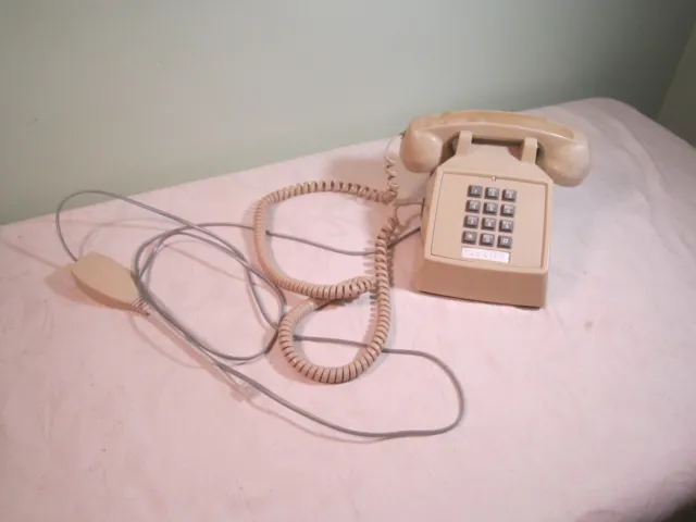 Vintage Premier Corded Telephone - Push Buttons - Model 2500
