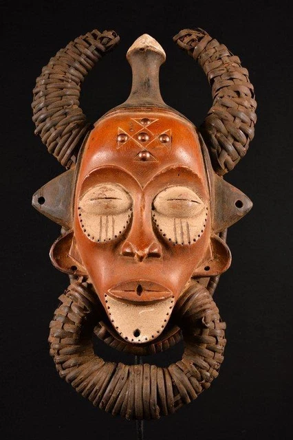 21729 African Old Chokwe Mask / Mask Dr Congo