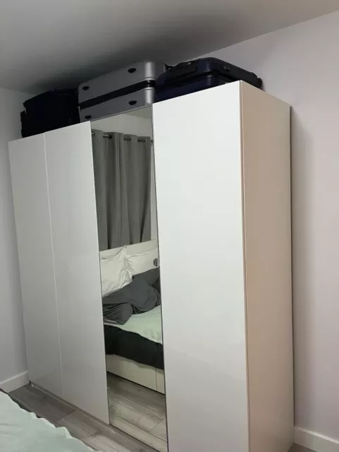 Ikea wardrobe 4 door white mirror