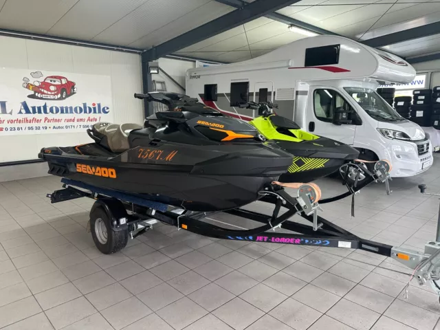 Jetski Seadoo GTX 230 / Spark 3up Trixx als Gespann auf einem Jetloader 2023