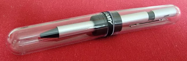 LAMY Kugelschreiber , Gehäuse aus mattem Aluminium und satinierter Oberfläche