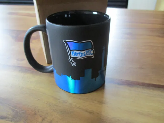 Hertha BSC Berlin Tasse "Skyline Metallic"