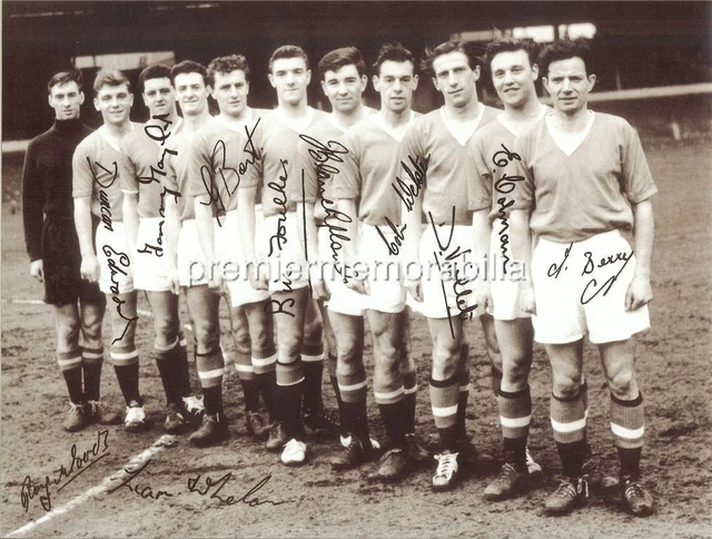 Manchester United Fc Busby Babes 1957 Signed Reprint Duncan Edwards Tommy Taylor