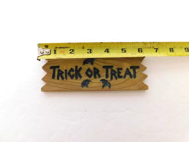 Resin REVERSABLE 6.5" Sign "Trick or Treat/Happy Holidays" New Condition