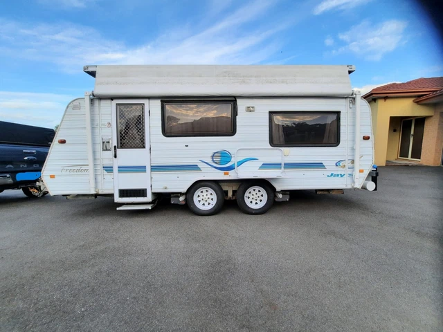 2003 Jayco Freedom tandem axle poptop caravan