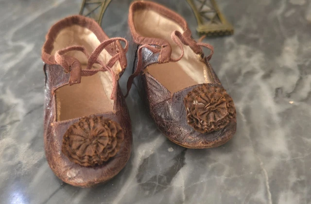 Chaussure poupée ancienne jumeau Steiner Schmitt soulier en