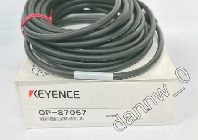 1PC New in box  Keyence  OP-87057 Replacmeent Connector Cable