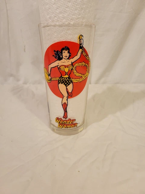 Wonder Women Vintage 1976 Pepsi Drinking Glass DC Comics Super Series
