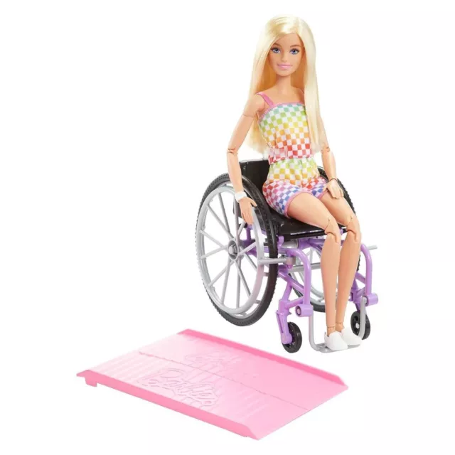 Mattel HJT13 - Barbie - Puppe im Rollstuhl mit Rampe