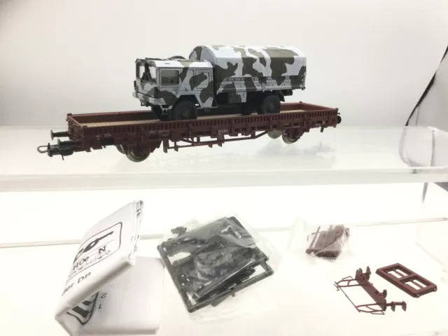 Roco 47399 HO Gauge DB Flat Wagon with Winter Camo Truck Load