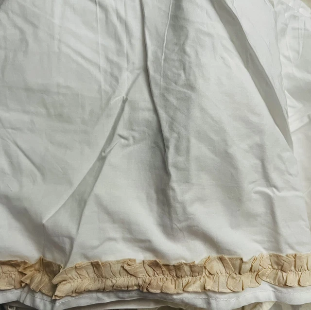 New Pine Cone Hill Ruched Champagne Bedskirt Queen Horchow Neiman Marcus New Pine Cone Hill Ruched Champagne Bedskirt Queen Horchow Neiman Marcus