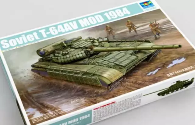 Trumpeter Soviet T-64AV Mod 1984 Model Kit 1:3 5 Russian Kit New