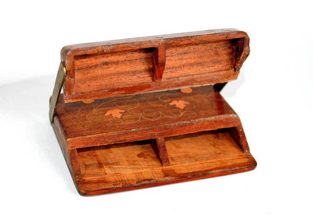 RARE PETITE BOITE En Bois et Tessons De Porcelaine de Chine XIX EUR 90