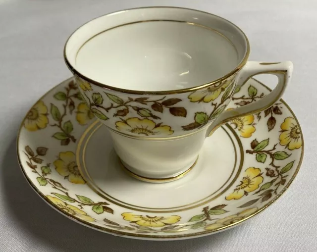 Rosina Tea Cup Saucer Bone China 4984 England Vintage