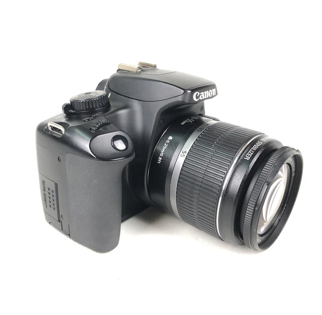 Canon EOS 1000d Telecamera Con EF-S 18-55mm È Obiettivo - Stato Buono -